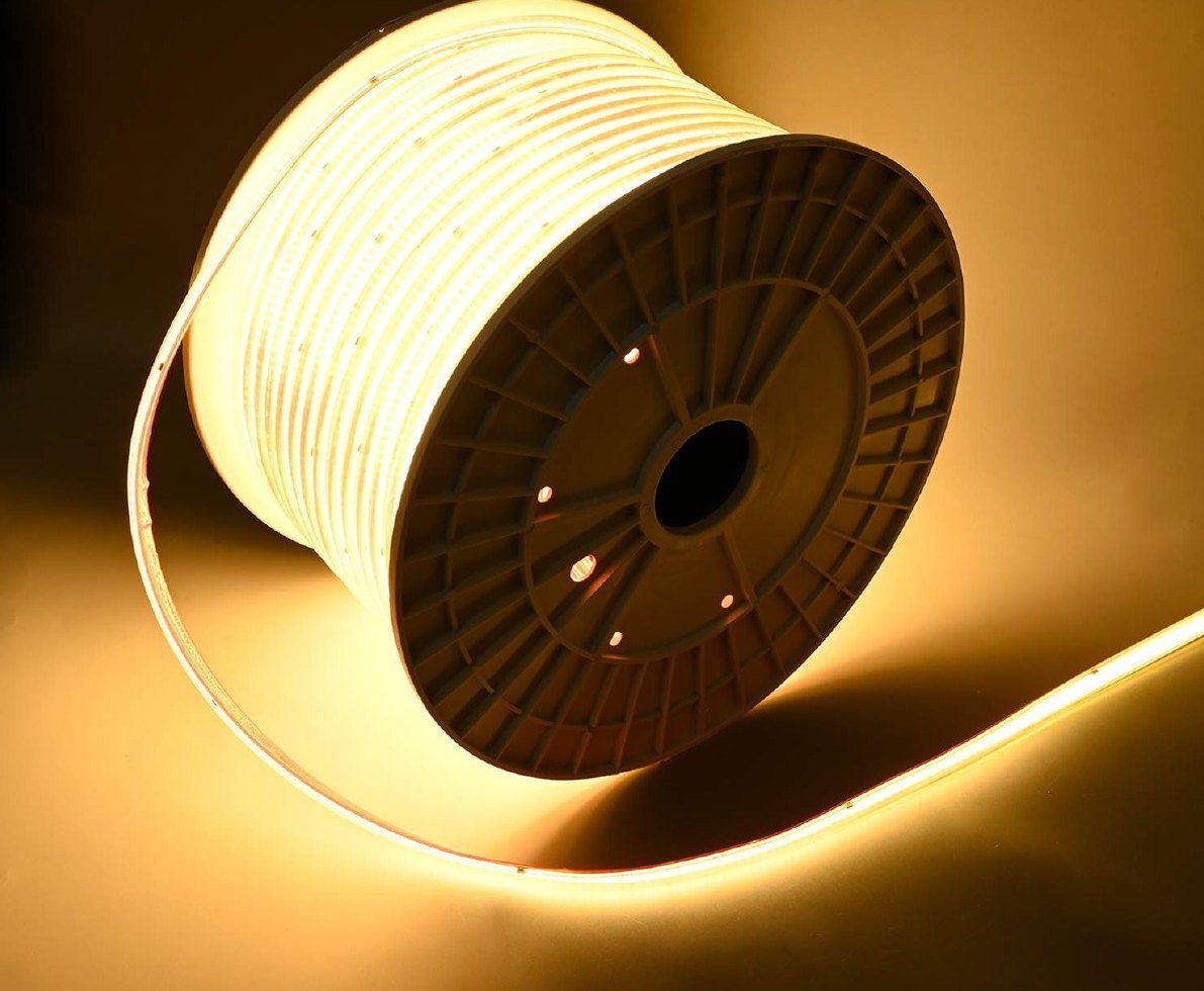 Bobina de tira LED COB de 230 V encendida en blanco cálido