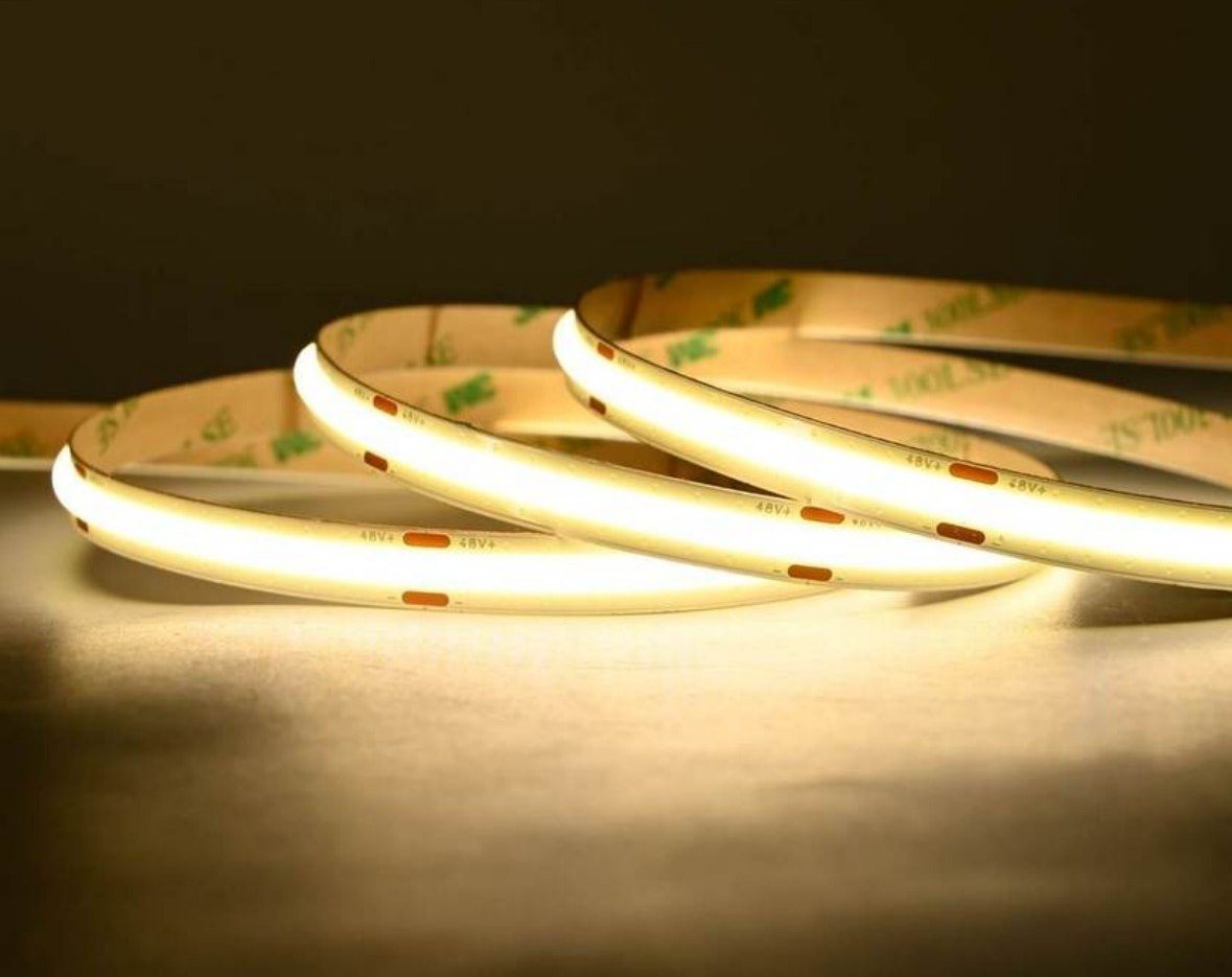 Rollo de tira LED COB ultralarga encendido
